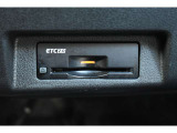 今では必需品のETCもパネルデザインにフィットするビルトインタイプなので、見た目もスッキリとしています