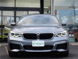 BMW在庫保有台数常時100台以上!ご来店の際はBMW本店(厚木市下荻野140-1)にご来店ください!弊社自慢の全天候型ショールーム!BMW在庫保有台数常時100台以上ございます!