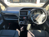 後席から運転席全景、付属品へのご質問もお待ちしております。