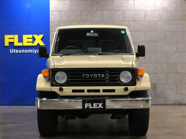 トヨタ ランドクルーザー70 4.2 ZX ディーゼル 4WD の中古車詳細