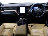 XC60 アルティメット B5 AWD 4WD