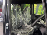 もちろん車内はキレイです♪よりクリーンな状態をキープしたいお客様には『ナノゾーンコート』がおすすめ!新型コロナウイルス対策や、除菌・消臭に効果を発揮し多くの方にご好評いただいております。