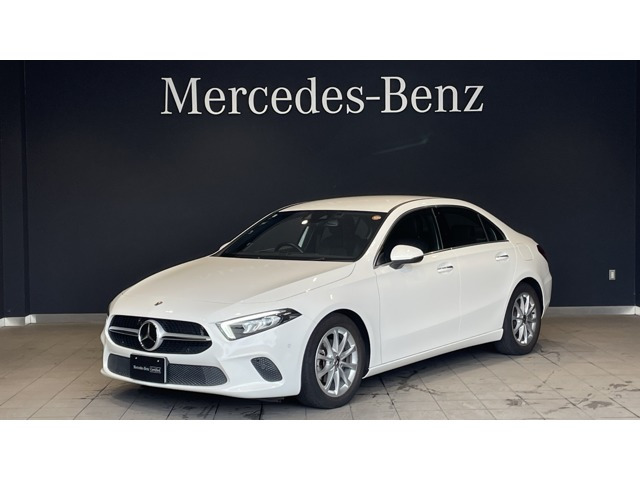 AクラスセダンA180