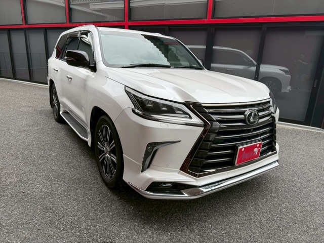 LX570 ブラック シークエンス 4WDモデリスタエアロ サンルーフ 3眼LED パ