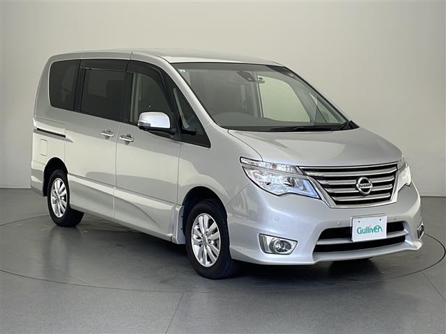 セレナ2.0 ハイウェイスター Vセレクション+Safety II 4WD4WD 修復歴無し