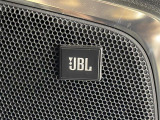 【JBL(プレミアムサウンド)】トヨタでお出かけの際には、ぜひ素敵な音楽体験を!ありふれた一日にも特別な体験を!ドライブの時間を上質な音楽でお楽しみいただけるサウンドシステムが搭載されています♪
