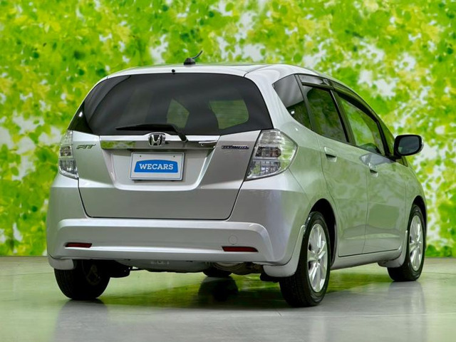 新作入荷，最新作】 ☆H23年 フィット ハイブリッド ナビプレミアム