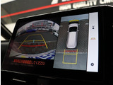 お車選びをお楽しみ頂けるよう、在庫車の展示スペースを十分に確保しております。