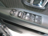 ご覧いただきありがとうございます!車両販売以外でも一般整備や板金など幅広く行っておりますのでお車の事でお悩みの際はお気軽にお問合せ下さい!