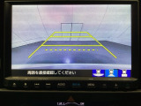 バックでの車庫入れも安心です! リアカメラが付いているバックモニター付のナビを装備しております。操作線もついており距離感も画面から確認できます。
