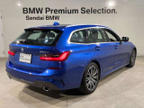 BMW xDriveの魅力は、走行状況と路面状況の変化をリアルタイムに把握し、4輪のトラクションを絶えず最大限に保つことで、どんなコンディションにおいても揺るぎない走りを実現させてくれます。