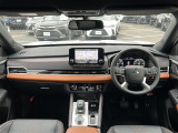 アウトランダー PHEV 2.4 P 4WD 本革シート