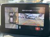 【360°ビューモニター】専用のカメラにより、上から見下ろしたような視点で360度クルマの周囲を確認することができます☆死角部分も確認しやすく、狭い場所での切り返しや駐車もスムーズに行えます。