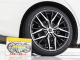 ★20インチホイール装着車両となります!!その他、お好きなアルミホイールへ変更も可能です!詳しくは当社スタッフまでお問い合わせ下さい!!