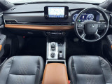 アウトランダー PHEV 2.4 P 4WD 本革シート