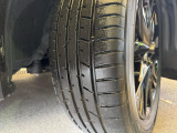タイヤ溝はしっかり残っております!