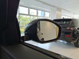 【ブラインドスポットモニター】車外の車をいち早く検知しドライバーに知らせるドライバーアシスト機能となっております。