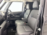 【車内ルームクリーニング済】専門スタッフにより車内はきれいにルームクリーニングを行っております。