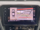 【アラウンドビューモニター】駐車時には全方位カメラにより狭いところでも安心して駐車を行える支援を装備しております。