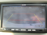 バックカメラの画像です。車庫入れや駐車が苦手な方でも後部が確認でき安心感がアップします