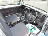 4WD/5MT/パワステ/CD/AM・FMラジオ/荷台作業灯/3方開/ゲートプロテクター