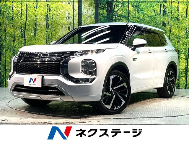 アウトランダー PHEV 2.4 P 4WD 