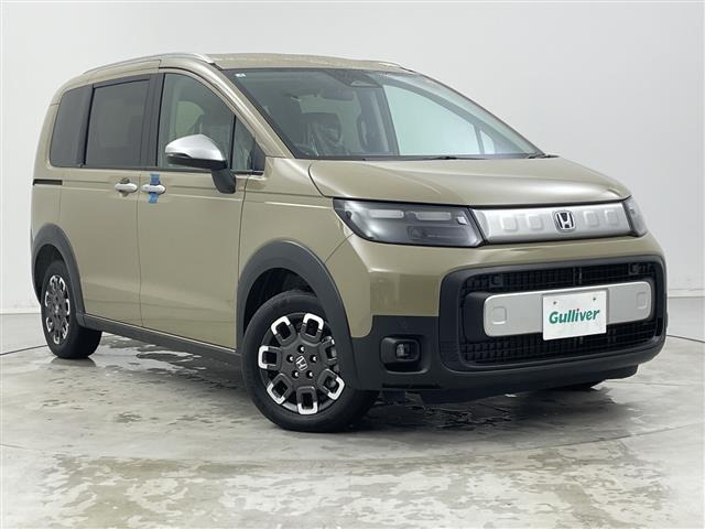 フリード1.5 e:HEV クロスター 4WD修復歴無し