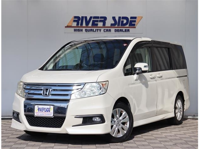 ステップワゴン2.0 スパーダ ZナビBカメラ両電動スライドフリップダウン