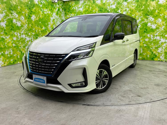 セレナ 1.2 e-POWER ハイウェイスター V