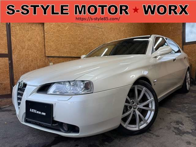 アルファ1663.0 V6 24V スポルトロニック エグゼクティブTi 20台限定車 専用ボディ色 専用アルミ