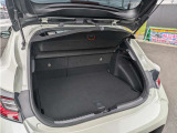 リヤトランクも十分な広さです。