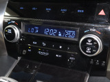 フルオートエアコンが装備されています!お好みの温度設定をするだけでエアコンの風量やモードの切り替えを自動でコントロールしてくれます!ユーザーの操作が少なく燃費走行にもつながります!