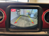 ガイドライン入りのバックカメラで駐車もスムーズです。