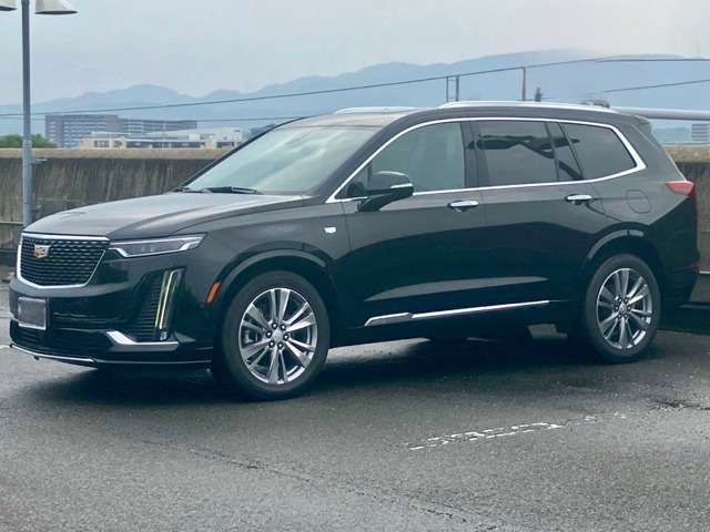 XT6 プラチナム 4WD 