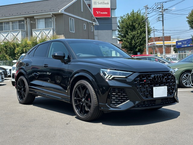 RS Q3スポーツバック2.5 4WD