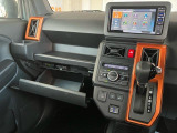 【グローブボックス】現在では車検証入れなどとして活用されることが多いですよ☆