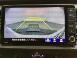 バックでの車庫入れも安心です! リアカメラが付いているバックモニター付のナビを装備しております。操作線もついており距離感も画面から確認できます。