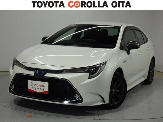 カローラ1.8 ハイブリッド W×B