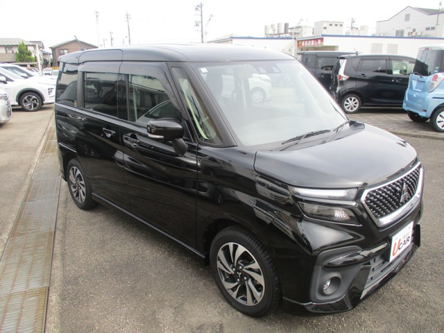 デリカD:21.2 カスタム ハイブリッド MV 全方位カメラ付 ナビパッケージ