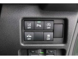 【クリアランスソナー】警告音と表示で、障害物の確認をアシスト♪縦列駐車時や駐車場・車庫などでの取り回しをサポートします。