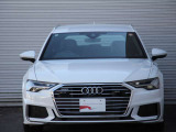 AWDクラッチを使用する高効率なquattroシステムと組み合わせることで、環境性能と運動性能において、唯一無二のバランスを実現