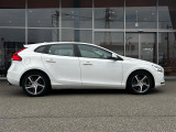 V40 D4 モメンタム ディーゼル 修復歴無し
