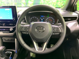 【純正革巻きステアリング】上質な革を使用することで、手にしっかり馴染みとても運転しやすいハンドルです♪