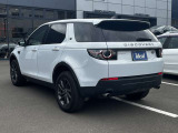 当社の納車前点検・サービスの内容は、車検点検・法定12ヶ月定期点検・油脂類の点検及び交換・バッテリーの点検及び交換等を行い、良好な状態にてご納車させていただきます。