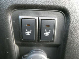運転席と助手席にシートヒーターがついております。寒い日でも座面を温めてくれるスグレモノです!冷え性の女性にオススメの装備です♪