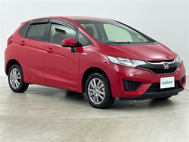 フィット1.5 ハイブリッド Fパッケージ 4WD4WD 修復歴無し