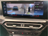 【バックモニター】”R”レンジにシフトチェンジして頂くとバックカメラとセンサーが起動し駐停車時の運転をサポートします。