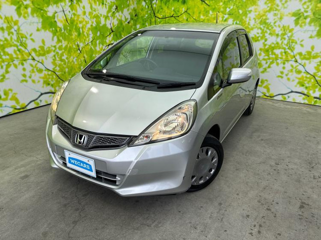 フィット1.3 G 10thアニバーサリー