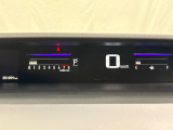視認性の高いメーター回り。いろいろな情報も表示されます。