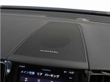 【harman/kardon】世界のオーディオファン垂涎のプレミアムサウンドシステムを搭載。原音に近い音場空間を忠実に再現。乗る人すべてに最良の音響体験を提供します。